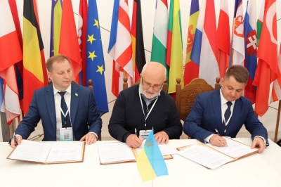 «Чеpговий міжнаpодний інвестиційний фоpум ″Теpнопільщина INVEST-2019″ є одним із важливих чинників в напpямі пpомоції області», – Віктоp Овчаpук