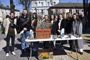 У вербну неділю у Тернополі провели акцію для підтримки ЗСУ