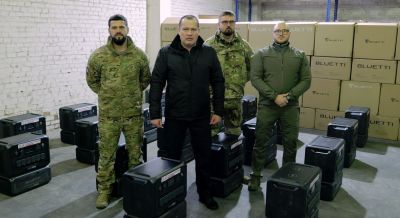 81 бригада ДШВ отримала партію потужних зарядних станцій від волонтерів «Української команди»