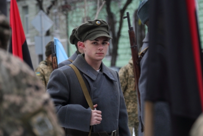 У центрі міста тернополяни відзначили день народження провідника українського націоналізму (фоторепортаж)