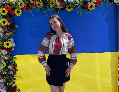 Юна краматорчанка на Тернопільщині зняла кліп, що вразив тисячі людей (відео)