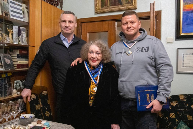 Віталій Кличко: Валерію Залужному та Ліні Костенко присвоєно звання почесних громадян міста Києва