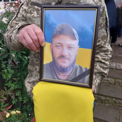 На Тернопільщині назавжди попрощалися з полеглим Героєм Ярославом Крочаком