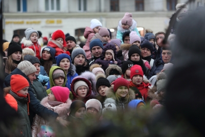 У центрі Тернополя сьогодні відкрили Казкову резиденцію (фоторепортаж)