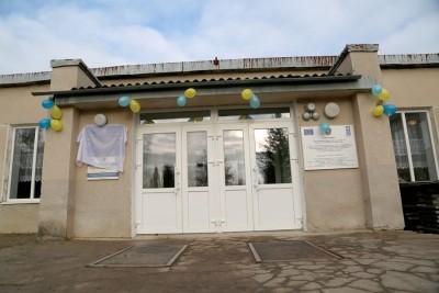 За сприяння Миколи Люшняка у школі двох Героїв Небесної Сотні на Бучаччині замінили майже півсотні вікон та десяток дверей
