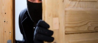 Із будинку мешканки Тернопільщини злодій виніс золотих прикрас на понад 100 тис. гривень