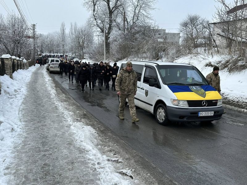 Назавжди до рідного дому повернули полеглого воїна з Тернопільщини