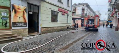 У Тернополі пожежа: що відомо (фото)