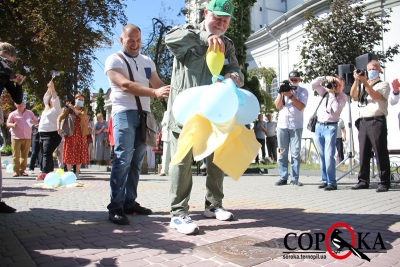 На Алеї слави Тернополя відкрили одразу п&#039;ять зірок: як це було (фоторепортаж)