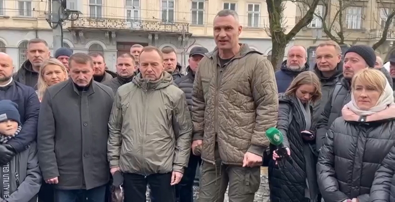&quot;Усунення від посади мера 300-тисячного Чернігова - це виклик демократії&quot;, - Кличко про рішення суду щодо Атрошенка