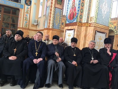 Релігійна громада на Тернопільщині обговорила актуальні проблеми церковного життя
