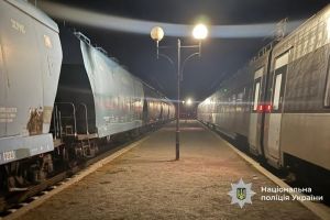 На Тернопільщині вантажний потяг переїхав чоловіка