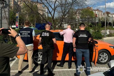 На хабарі затримали посадовця закладу вищої освіти Тернополя, який &quot;допомагав&quot; ухилянтам