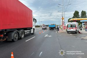 Поліцейські просять відгукнутися очевидців автопригоди, що трапилася у Тернополі