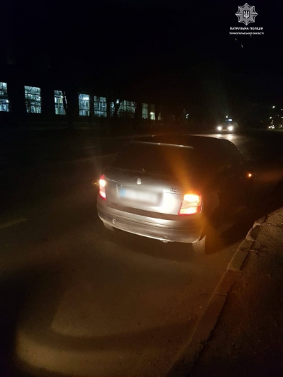 У Тернополі спіймали водія з підробленими документами