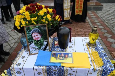 На Тернопільщині провели в останню земну дорогу учасницю бойових дій, волонтерку, активну громадську діячку Ірину (Яру)  Березій