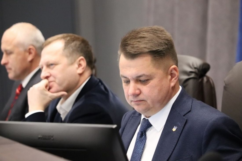 «Тернопільська обласна рада працювала і працює системно, плідно та успішно»: депутати підтримали звіт Віктора Овчарука про діяльність за рік