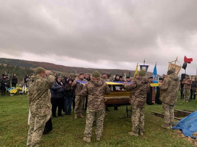 Провели в останню земну дорогу полеглого Героя Василя Гулу з Тернопільщини