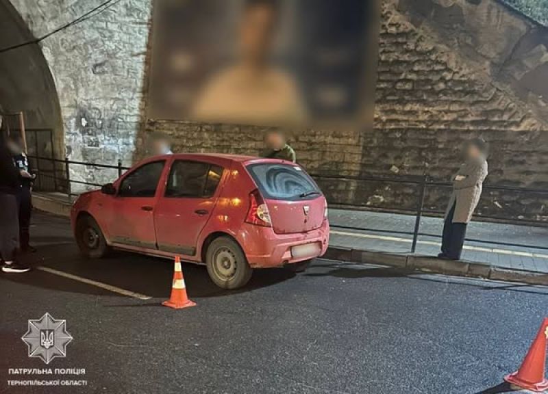 У Тернополі водій іномарки вчинив ДТП та втік з місця пригоди