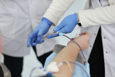 Де здати кров у березні: графік виїздів у громади Тернопільщини