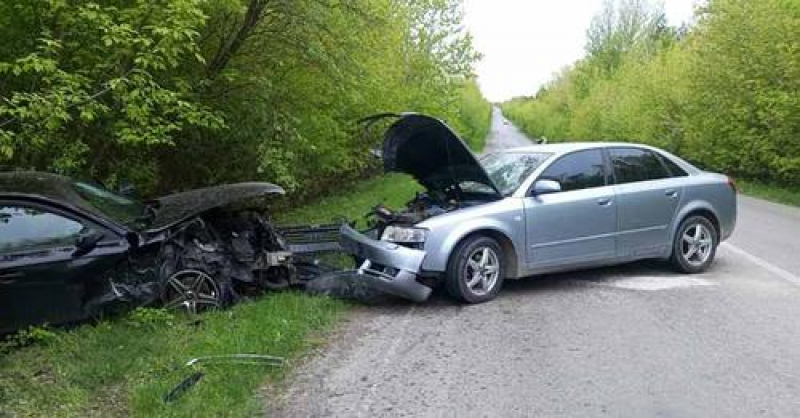 Виїзд на зустрічну смугу став причиною ДТП на Тернопільщині