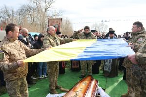 У громаді на Тернопільщині поховали Героя Миколу Лося