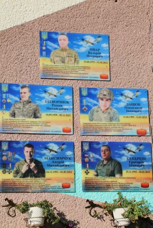 На Тернопільщині встановили пам’ятні дошки полеглим захисникам