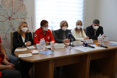 На Тернопільщині від коронавірусу вакцинували майже 370 000 осіб