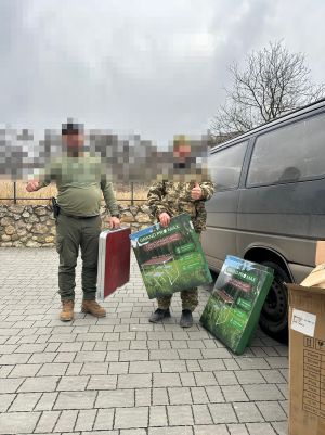 «Українська команда» Тернопільщини передала допомогу воїнам 160-ї бригади